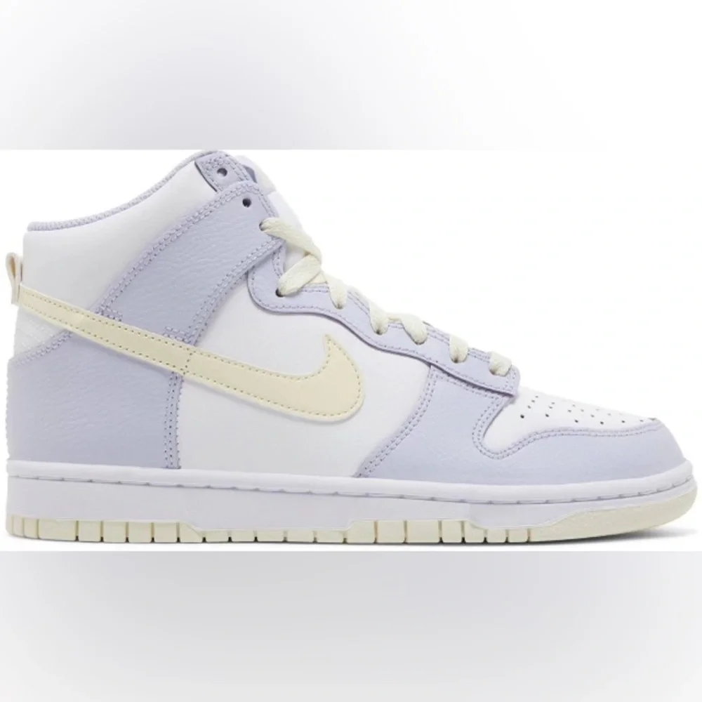 NIKE DUNK HIGH